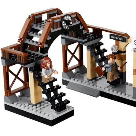 New Sealed Lego Harry Potter Hogwarts Express Train 75955 Retired & Collectible - Picture 5 of 13